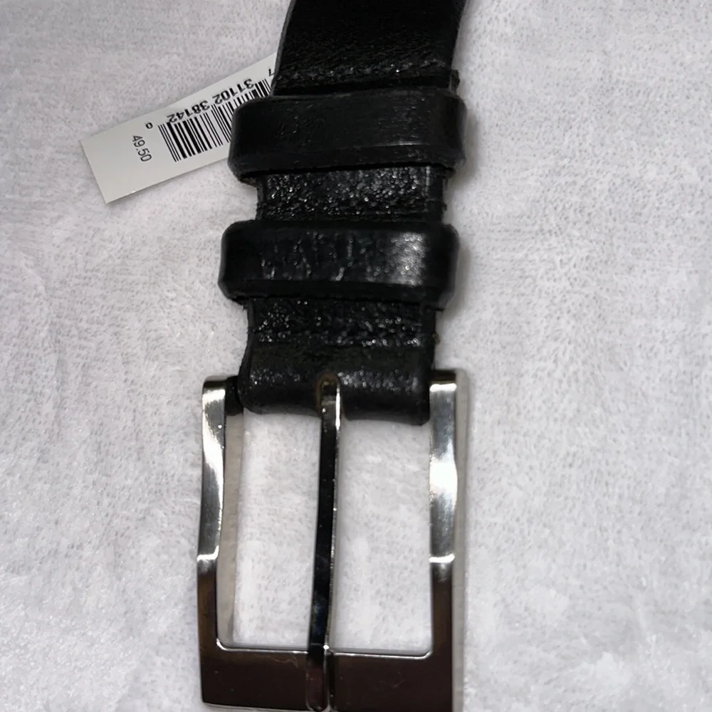 Remo Tulliani Genuine Leather Black Belt Silvertoned Buckle Made in USA Size 44